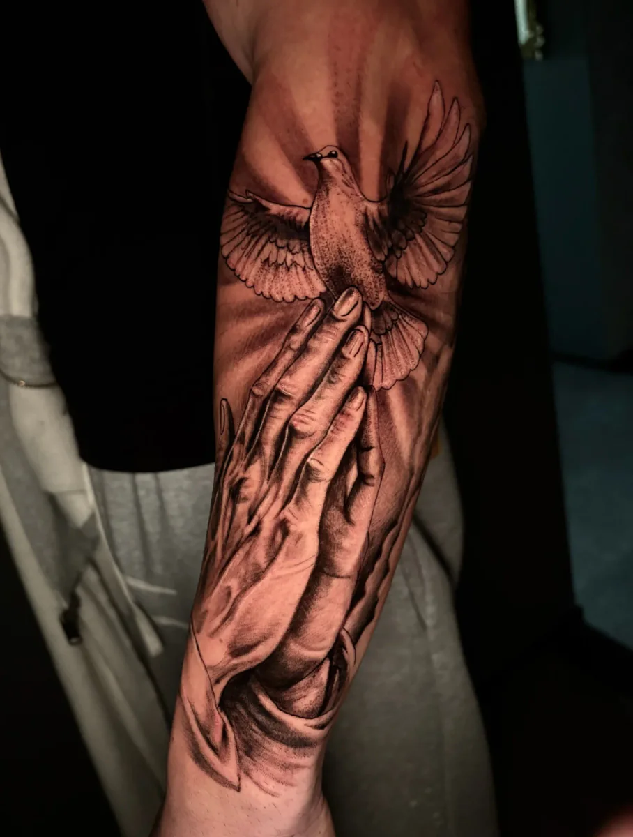 ASTORIA INK gallery image 2